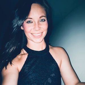 Meet your Posher, Tiffany